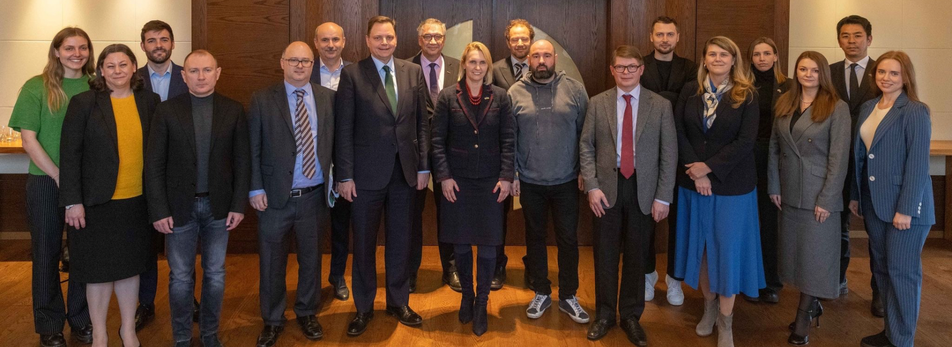 Meeting with with US Ambassador to Ukraine Bridget Brink, G7 diplomats and members of the Council for Entrepreneurship Support in the Conditions of Martial Law